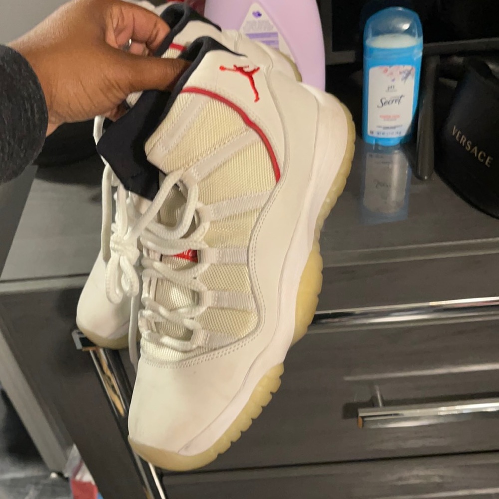 Platinum tint 11s